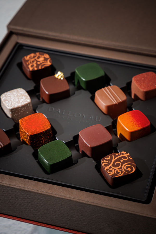 Gift Box of 12 Chocolate Bonbons