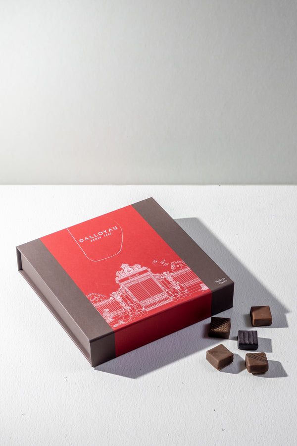 Gift Box of 12 Chocolates